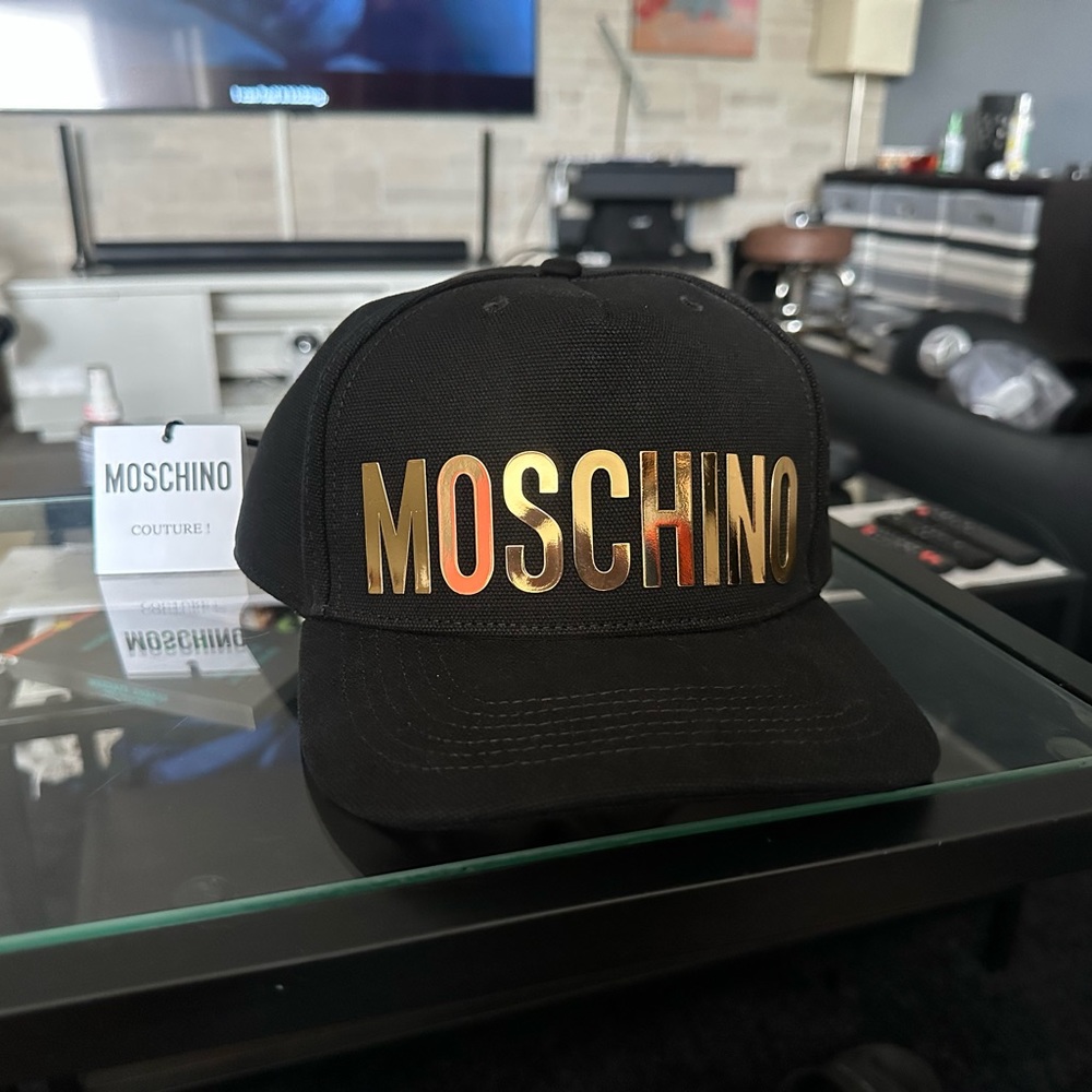 Moschino Hat
